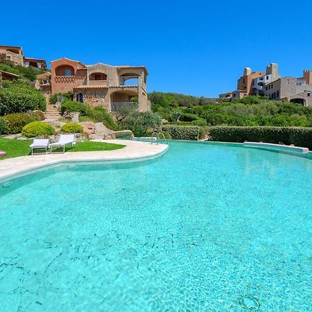 Villetta Azzurro - Sherdenia Luxury Apartments Маринела Екстериор снимка