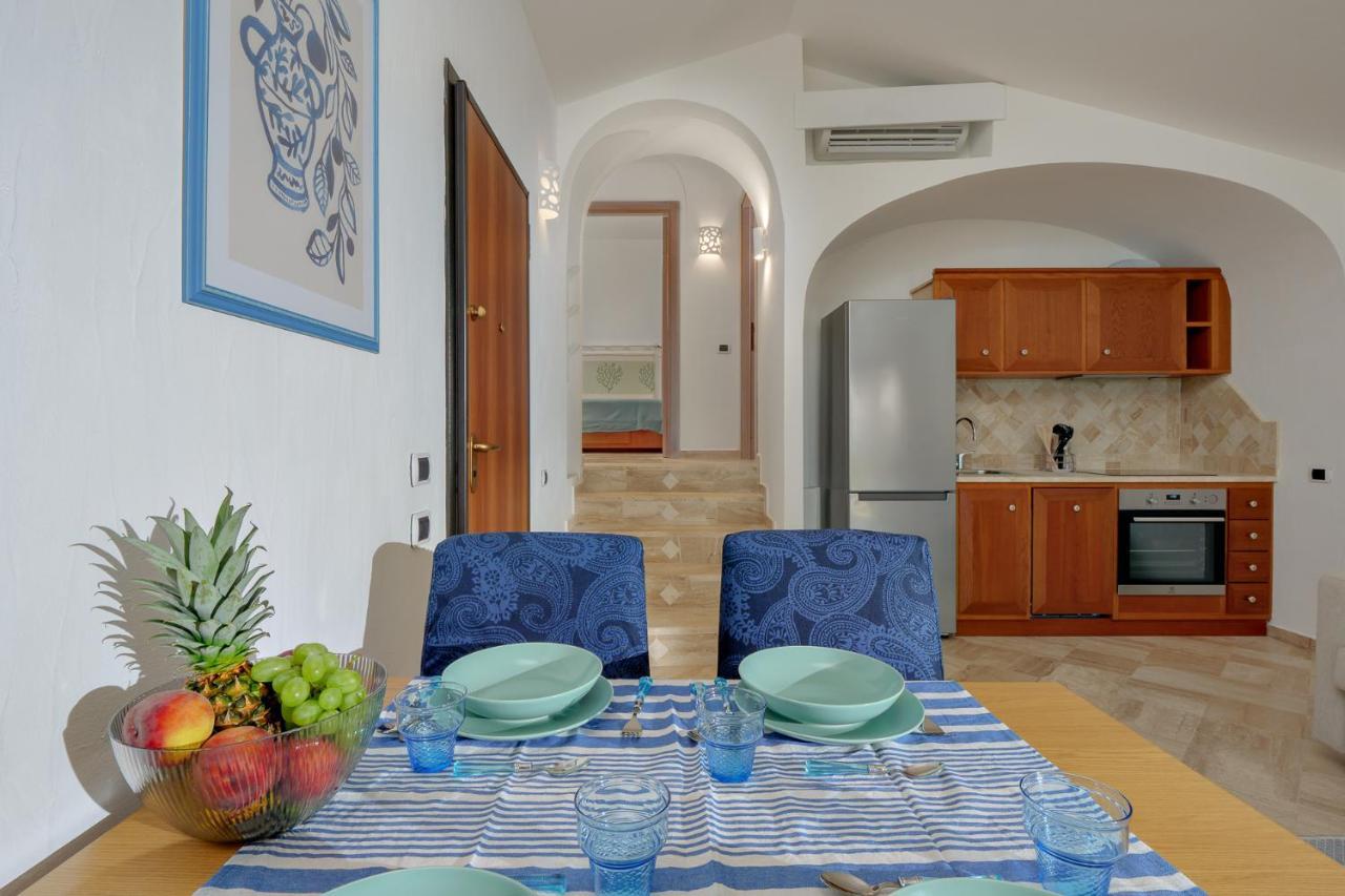 Villetta Azzurro - Sherdenia Luxury Apartments Маринела Екстериор снимка